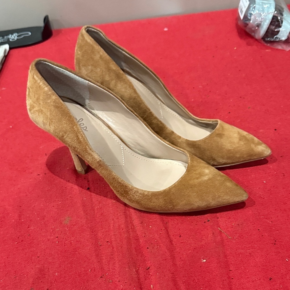 Charles David Tan Suede Heels